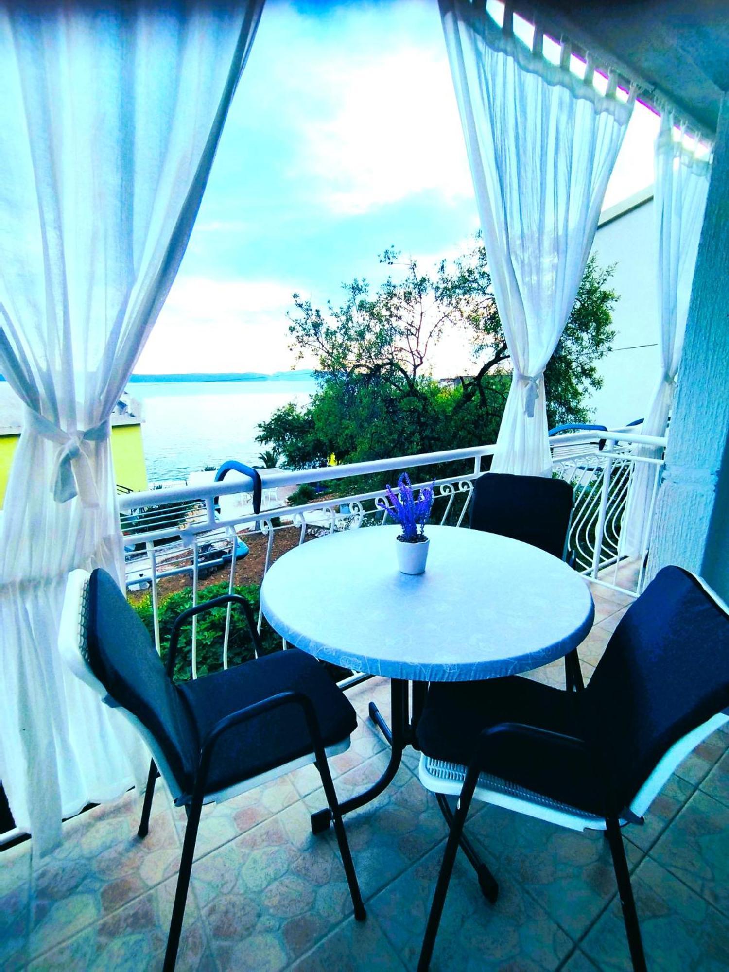 Anita Apartments Живогошче Экстерьер фото