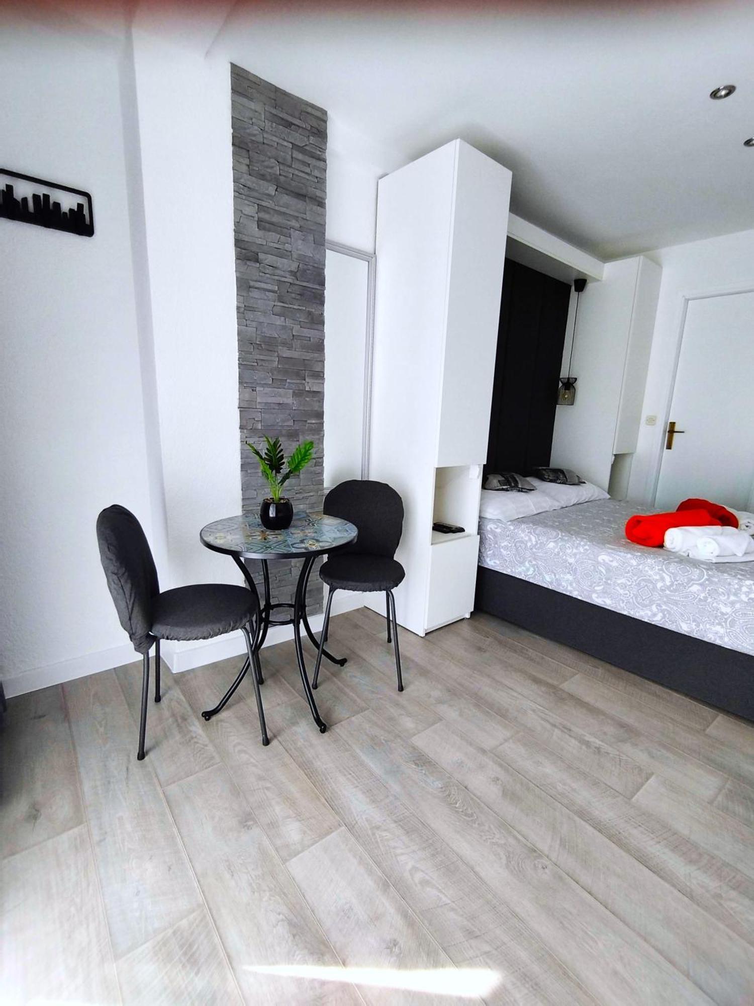 Anita Apartments Живогошче Экстерьер фото