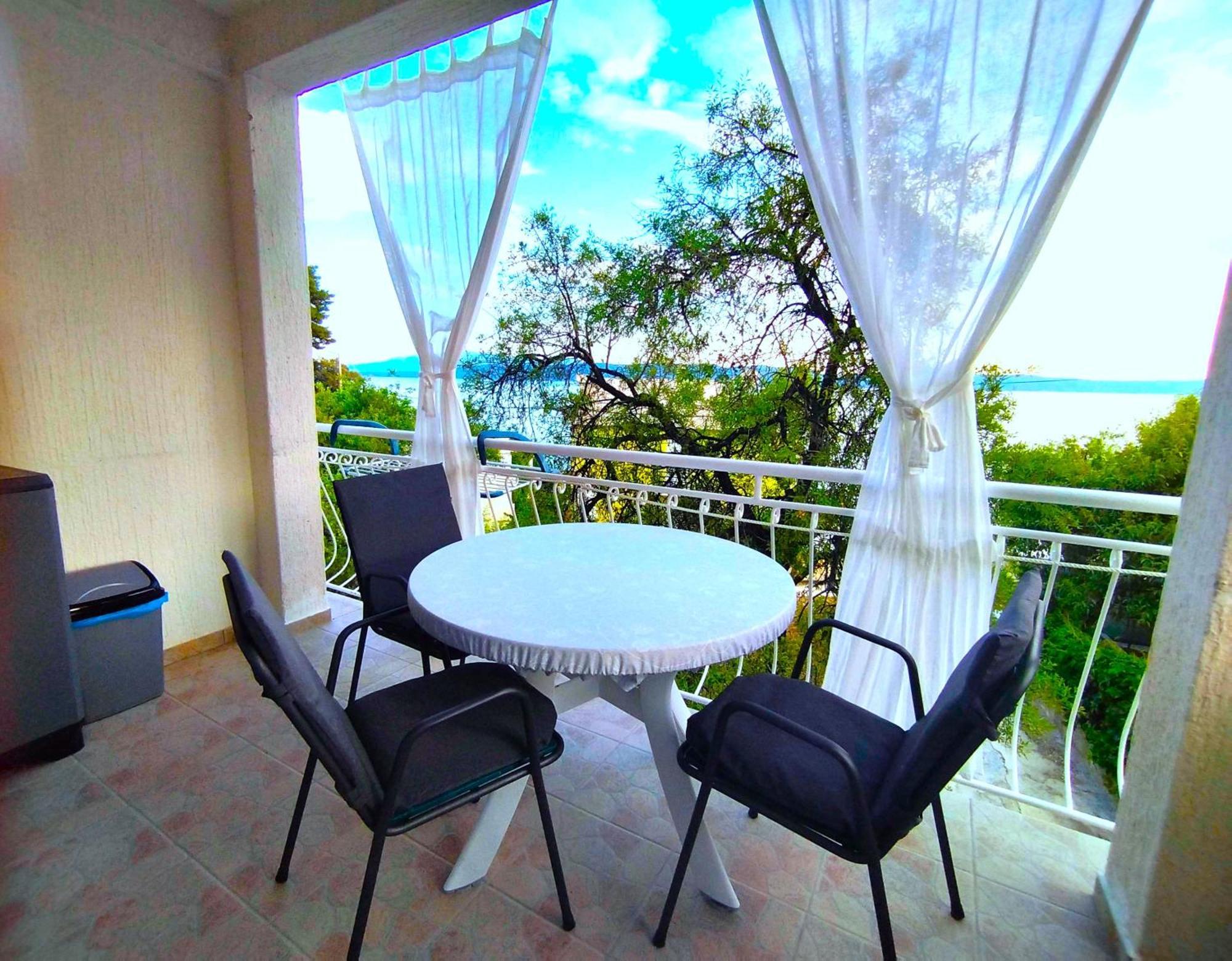 Anita Apartments Живогошче Экстерьер фото