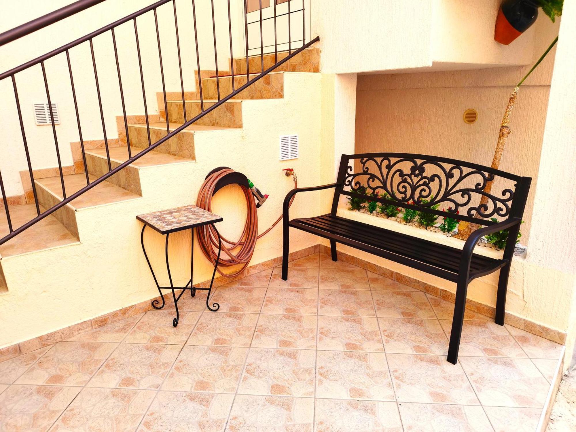 Anita Apartments Живогошче Экстерьер фото